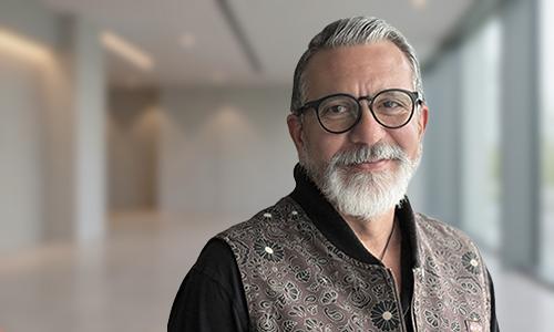 Simon Cruz